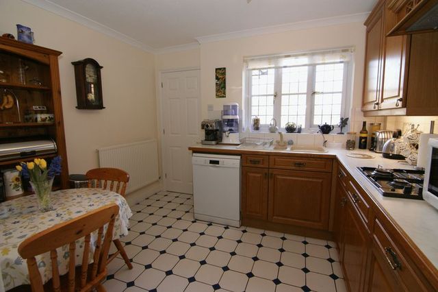  Image of 3 bedroom Detached house for sale in Teviot Close Guildford GU2 at Teviot Close  Guildford, GU2 9GS