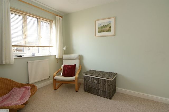  Image of 3 bedroom Detached house for sale in Teviot Close Guildford GU2 at Teviot Close  Guildford, GU2 9GS