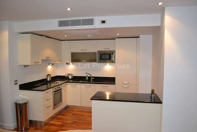  Image of 2 bedroom Apartment to rent in Clowes Street Salford M3 at Clowes Street  Manchester, M3 5NB
