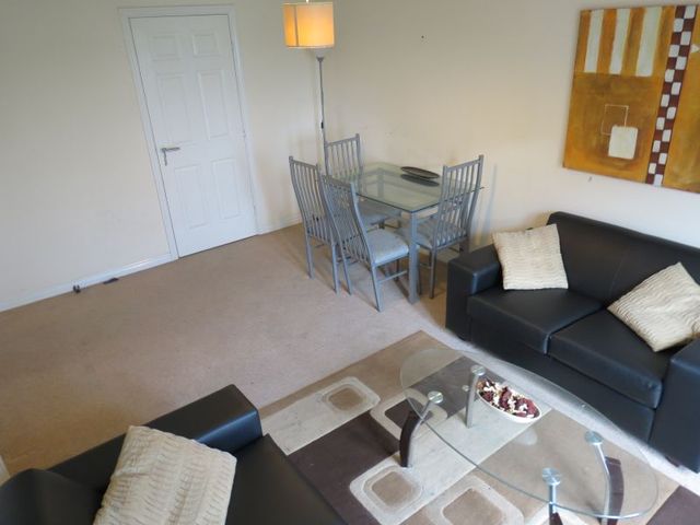  Image of 2 bedroom Apartment to rent in Middlewood Street Salford M5 at Middlewood Street  Salford, M5 4LW