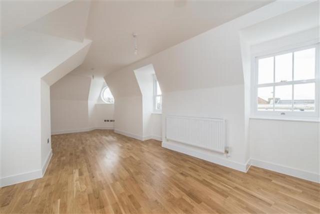  Image of 1 bedroom Apartment to rent in New King Street London SE8 at Deptford, SE8 3HS