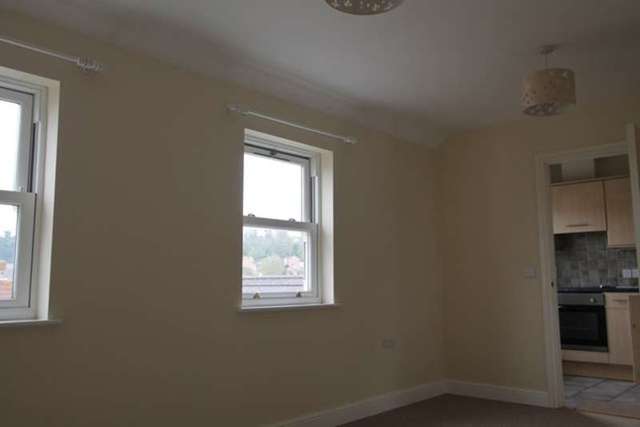  Image of 2 bedroom Flat to rent in The Island Midsomer Norton Radstock BA3 at Midsomer Norton Midsomer Norton Somerset, BA3 2HA