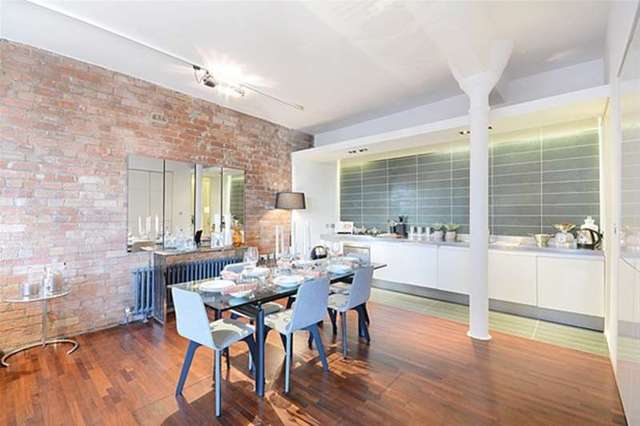  Image of 2 bedroom Flat for sale in Green Walk London SE1 at London Bridge, SE1 4TQ