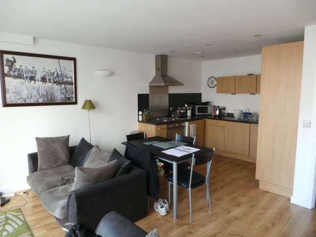  Image of 2 bedroom Apartment for sale in City Road East Manchester M15 at City Road East River City Manchester, M15 4TA