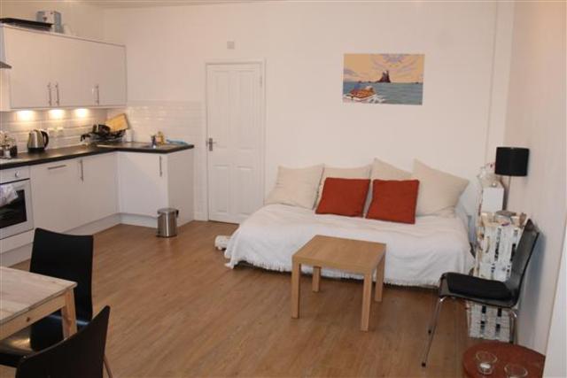  Image of 1 bedroom Flat to rent in Deptford High Street London SE8 at Deptford, SE8 3PR