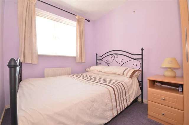  Image of 2 bedroom Flat for sale in The Woodlands Smallfield Horley RH6 at Smallfield Surrey Smallfield, RH6 9NP