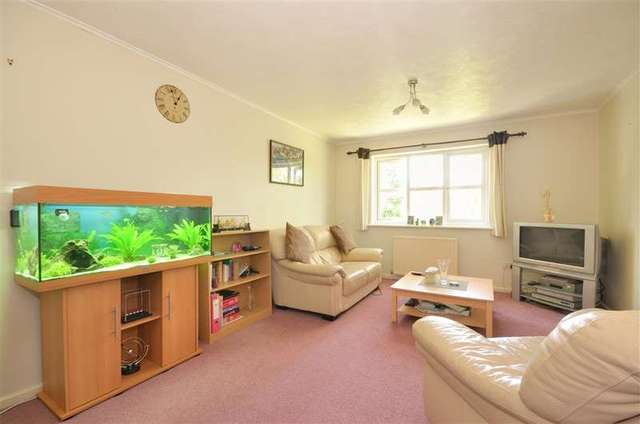  Image of 2 bedroom Flat for sale in The Woodlands Smallfield Horley RH6 at Smallfield Surrey Smallfield, RH6 9NP