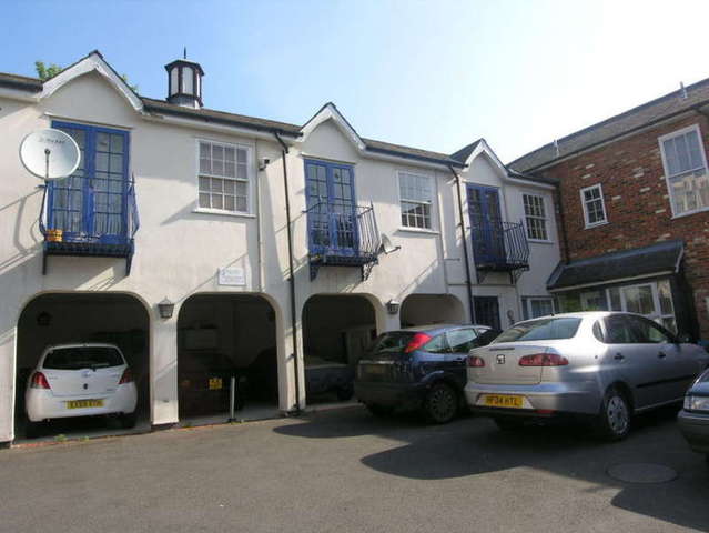  Image of Flat to rent in Station Road Bishop