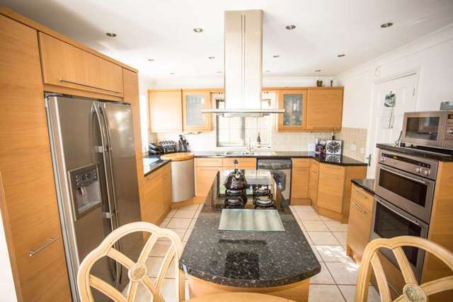  Image of 4 bedroom Detached house for sale in Thorndale Close Chatham ME5 at Thorndale Close  Chatham, ME5 9SW