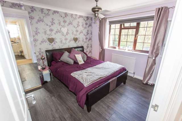  Image of 4 bedroom Detached house for sale in Thorndale Close Chatham ME5 at Thorndale Close  Chatham, ME5 9SW