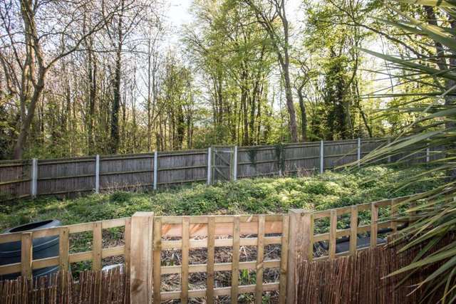  Image of 4 bedroom Detached house for sale in Thorndale Close Chatham ME5 at Thorndale Close  Chatham, ME5 9SW