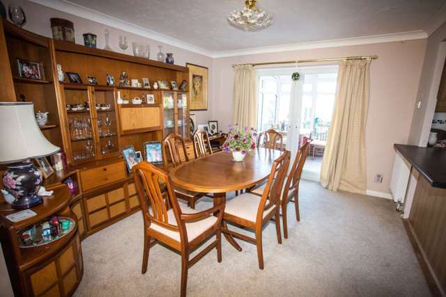  Image of 4 bedroom Detached house for sale in Thorndale Close Chatham ME5 at Thorndale Close  Chatham, ME5 9SW
