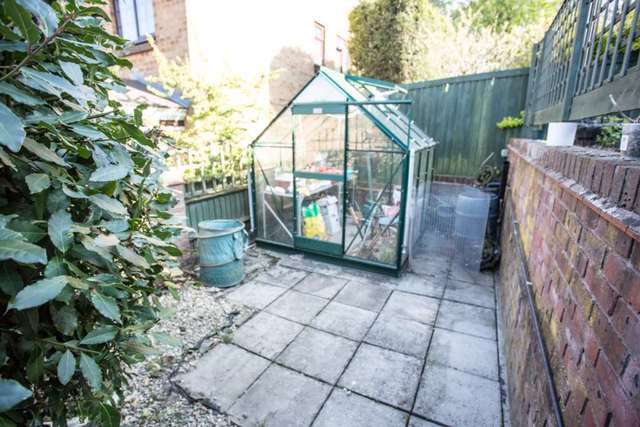  Image of 4 bedroom Detached house for sale in Thorndale Close Chatham ME5 at Thorndale Close  Chatham, ME5 9SW