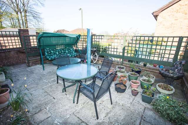  Image of 4 bedroom Detached house for sale in Thorndale Close Chatham ME5 at Thorndale Close  Chatham, ME5 9SW