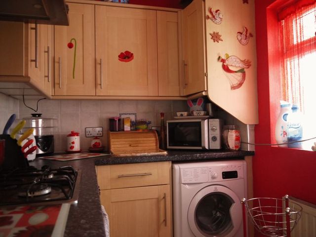  Image of 3 bedroom Semi-Detached house for sale in Thornton Road Bradford BD8 at Thornton Road  Bradford, BD8 0BL