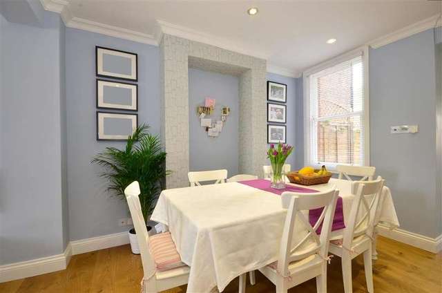  Image of 4 bedroom End of Terrace for sale in Tonbridge Road Hildenborough Tonbridge TN11 at Hildenborough Tonbridge Tonbridge, TN11 9BH