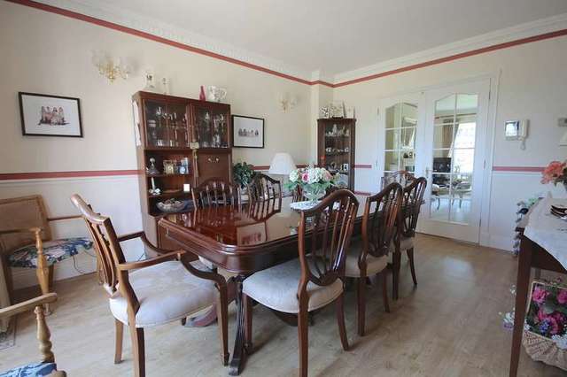  Image of 4 bedroom Mews for sale in Turners Hill Road East Grinstead RH19 at East Grinstead West Sussex, RH19 4LX
