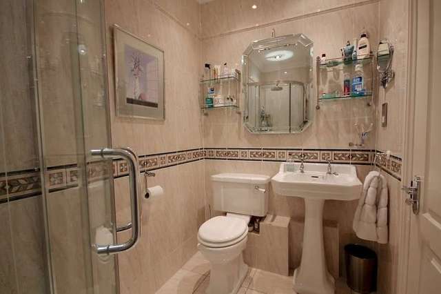  Image of 4 bedroom Mews for sale in Turners Hill Road East Grinstead RH19 at East Grinstead West Sussex, RH19 4LX