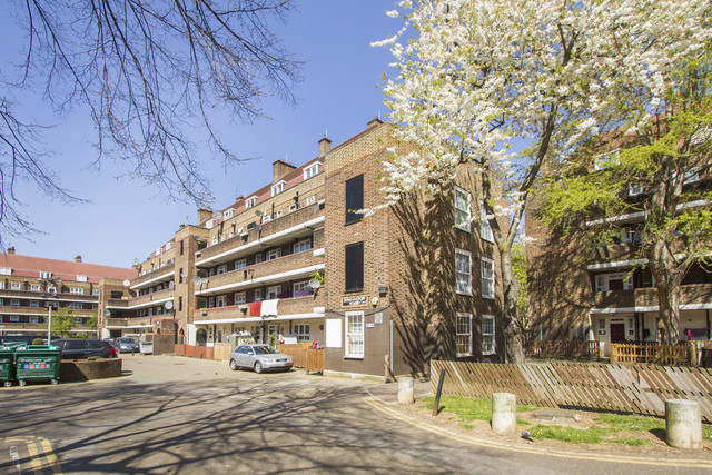  Image of 2 bedroom Flat for sale in Union Road London SW8 at Union Road South Lambeth London, SW8 2RU