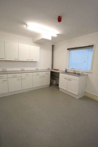  Image of Detached house to rent in Cumberland Park Scrubs Lane London NW10 at Scrubs Lane  London, NW10 6RE