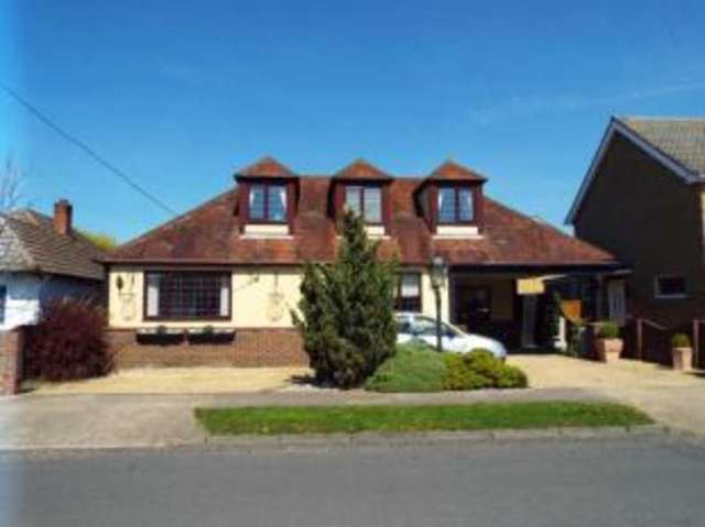  Image of 4 bedroom Bungalow for sale in Laburnham Gardens Cranham Upminster RM14 at Upminster  Cranham, RM14 1HU