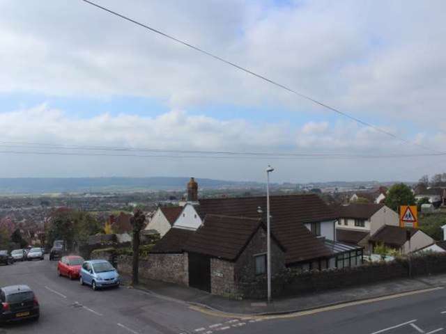  Image of 4 bedroom Flat to rent in Upper Bristol Road Weston-super-Mare BS22 at Worle Weston-super-Mare Milton, BS22 8DN