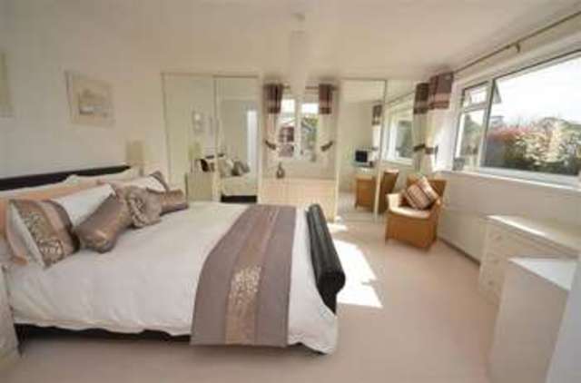  Image of 2 bedroom Bungalow for sale in Vale Close Galmpton Brixham TQ5 at Vale Close Galmpton Brixham, TQ5 0LX