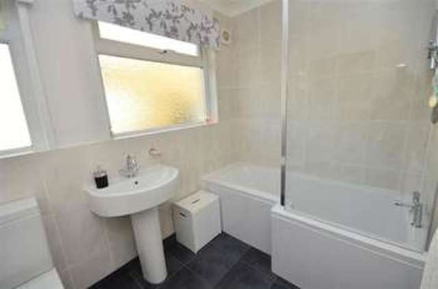  Image of 2 bedroom Bungalow for sale in Vale Close Galmpton Brixham TQ5 at Vale Close Galmpton Brixham, TQ5 0LX