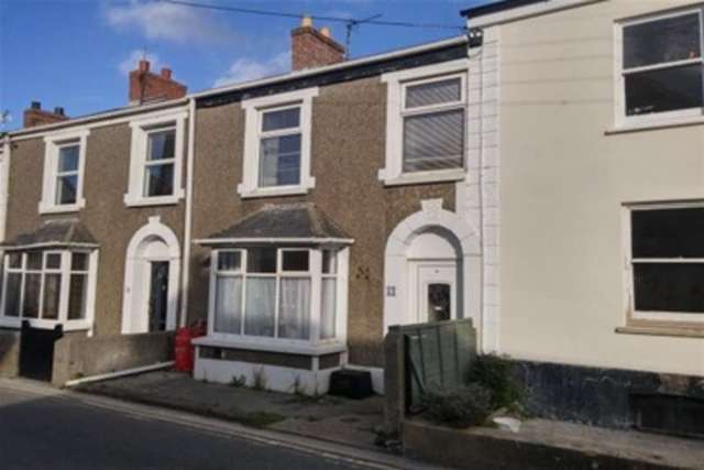  Image of 3 bedroom Terraced house to rent in Vicarage Road St. Agnes TR5 at St. Agnes, TR5 0TG