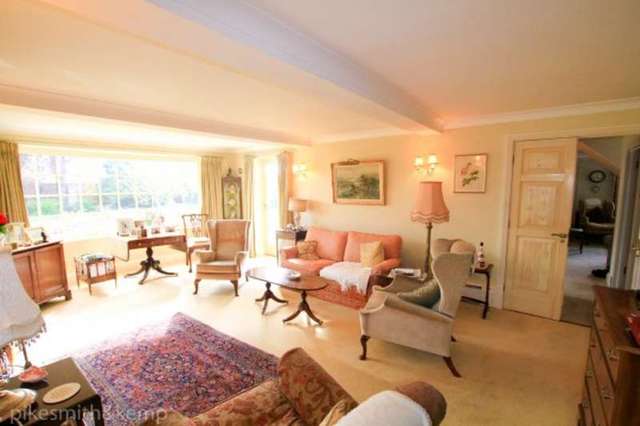  Image of 4 bedroom Detached house for sale in West End Waltham St. Lawrence Reading RG10 at WALTHAM ST LAWRENCE, RG10 0NN