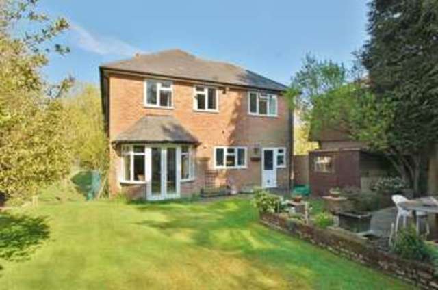  Image of 4 bedroom Detached house for sale in Warrendene Road Hughenden Valley High Wycombe HP14 at Warrendene Road Hughenden Valley High Wycombe, HP14 4LY