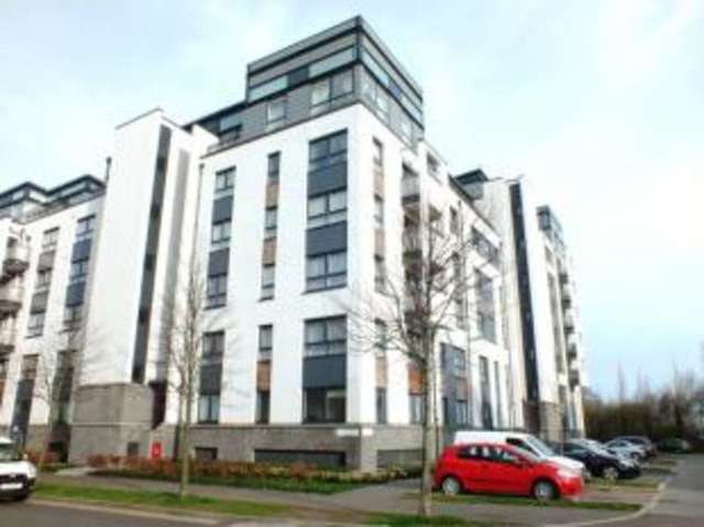  Image of 2 bedroom Flat for sale in Waterfront Park Edinburgh EH5 at Edinburgh Midlothian Edinburgh, EH5 1FF