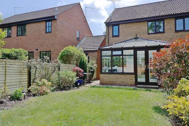  Image of 3 bedroom Semi-Detached house to rent in Webb Court Wokingham RG40 at Wokingham Berkshire Wokingham, RG40 5YR