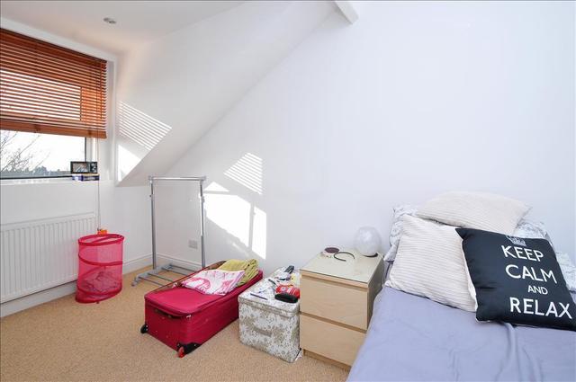  Image of 3 bedroom Flat to rent in Wellesley Road Croydon CR0 at Wellesley Road  CROYDON, CR0 2AJ