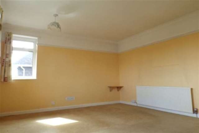  Image of 3 bedroom Detached house to rent in Portway Wells BA5 at Wells, BA5 2BB