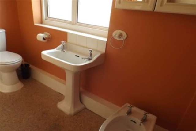  Image of 3 bedroom Detached house to rent in Portway Wells BA5 at Wells, BA5 2BB