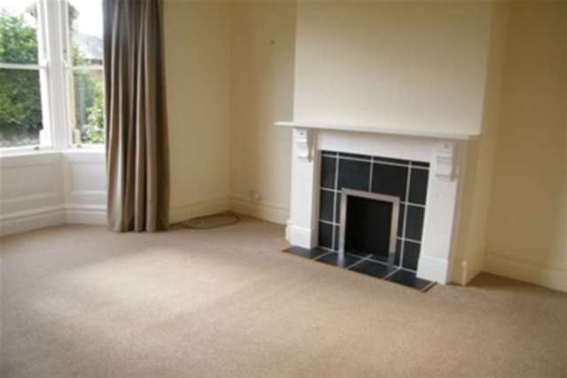  Image of 1 bedroom Flat to rent in Wellsway Bath BA2 at Bath, BA2 4RU