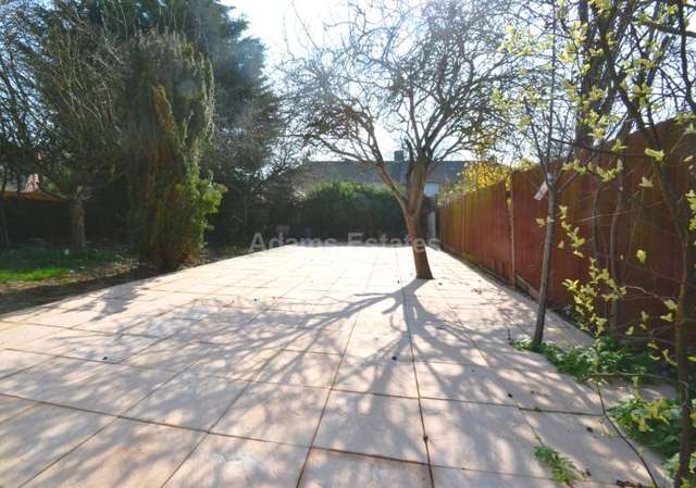  Image of 2 bedroom Semi-Detached house for sale in Wentworth Avenue Reading RG2 at Wentworth Avenue  Reading, RG2 8JL