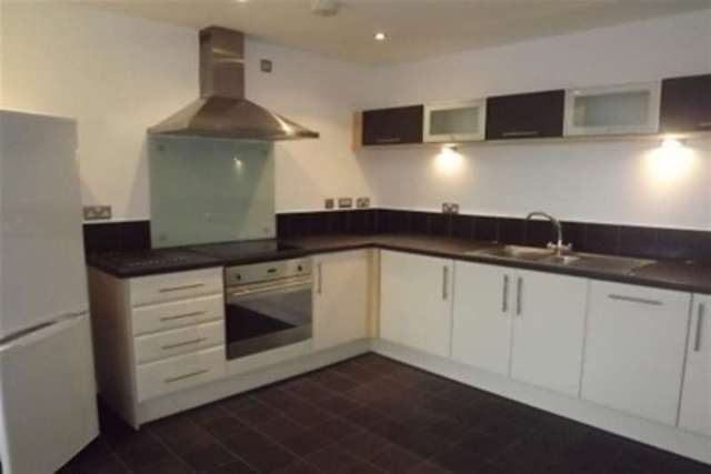  Image of 2 bedroom Flat to rent in Fitzwilliam Street Sheffield S1 at Sheffield, S1 4JQ