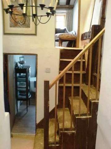  Image of 3 bedroom Terraced house to rent in Church Lane West Wycombe High Wycombe HP14 at 44 Church Lane  West Wycombe, HP14 3AH