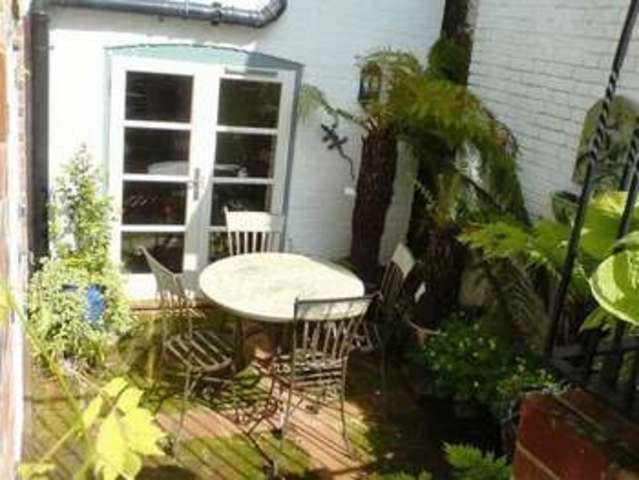 Image of 3 bedroom Terraced house to rent in Church Lane West Wycombe High Wycombe HP14 at 44 Church Lane  West Wycombe, HP14 3AH