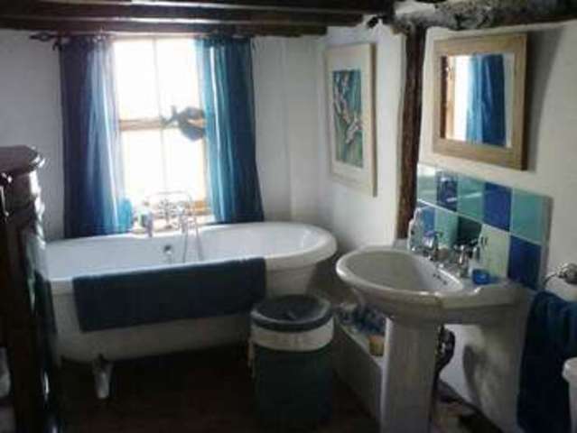  Image of 3 bedroom Terraced house to rent in Church Lane West Wycombe High Wycombe HP14 at 44 Church Lane  West Wycombe, HP14 3AH
