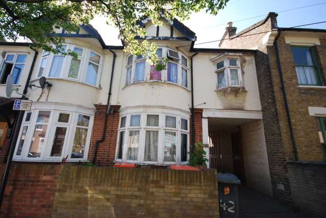  Image of 4 bedroom Detached house for sale in Western Road London E13 at Western Road Plaistow London, E13 9JF