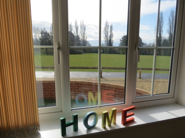  Image of 4 bedroom Detached house for sale in Westfield Road Portsmouth PO6 at Westfield Road  Portsmouth, PO6 4RN