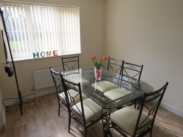  Image of 4 bedroom Detached house for sale in Westfield Road Portsmouth PO6 at Westfield Road  Portsmouth, PO6 4RN