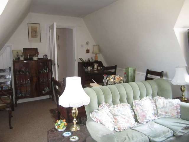  Image of 2 bedroom Cottage for sale in White Hart Court Fairford GL7 at Fairford  Gloucestershire, GL7 4NH