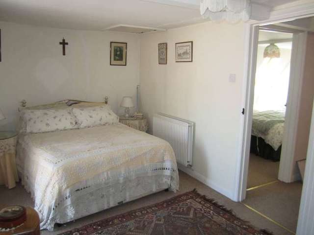  Image of 2 bedroom Cottage for sale in White Hart Court Fairford GL7 at Fairford  Gloucestershire, GL7 4NH