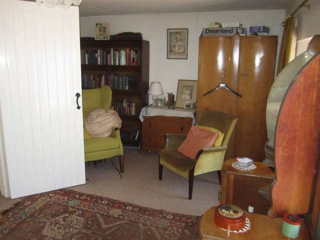  Image of 2 bedroom Cottage for sale in White Hart Court Fairford GL7 at Fairford  Gloucestershire, GL7 4NH