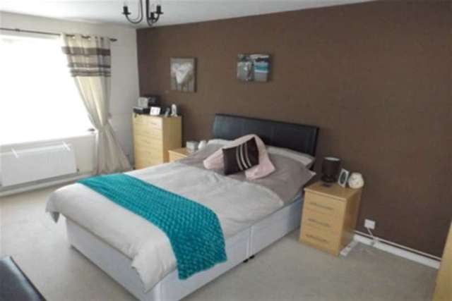  Image of 1 bedroom Flat to rent in Lawn Street Winchester SO23 at Winchester, SO23 8DT