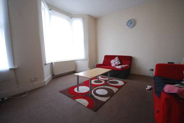  Image of 1 bedroom Flat to rent in Windsor Road London E10 at Windsor Road Leyton London, E10 5LP
